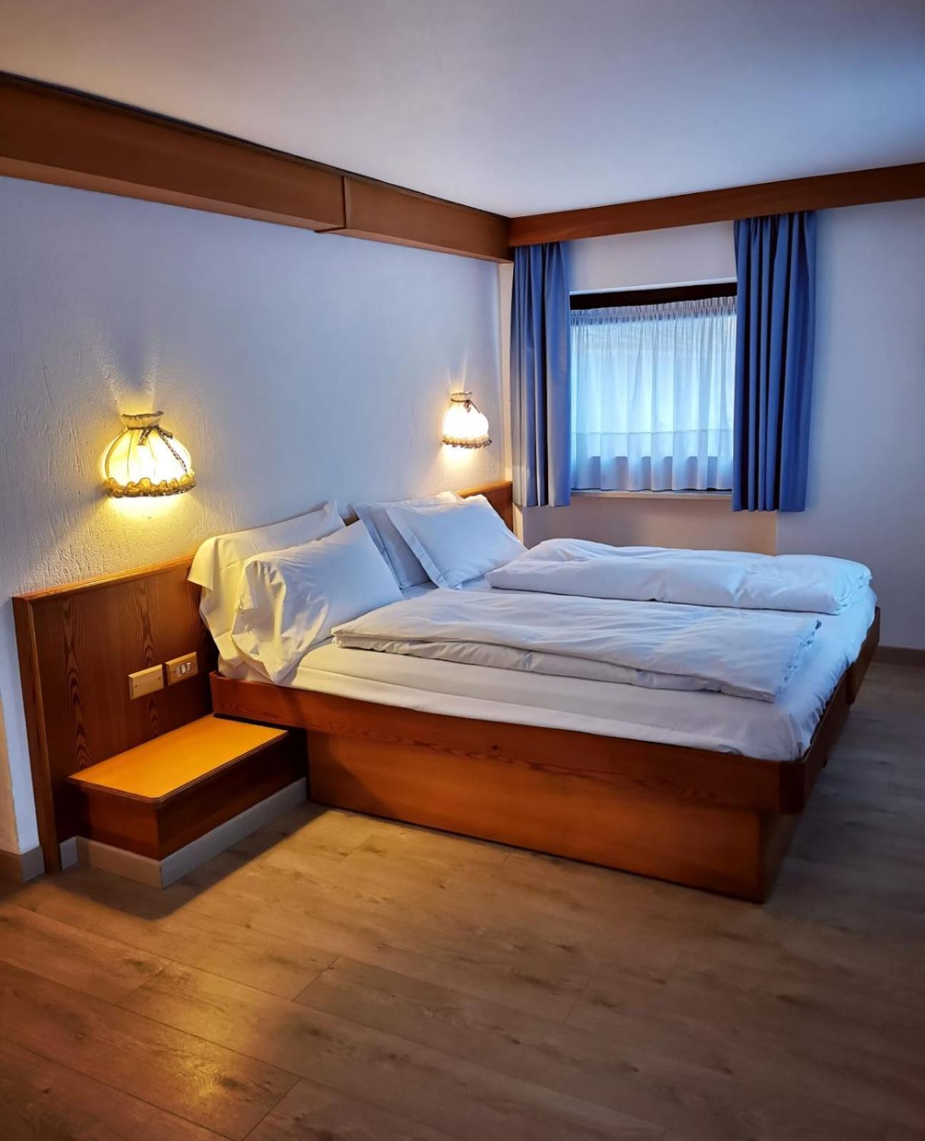 גרסוני-סן-ג'אן Hotel Gran Baita מראה חיצוני תמונה
